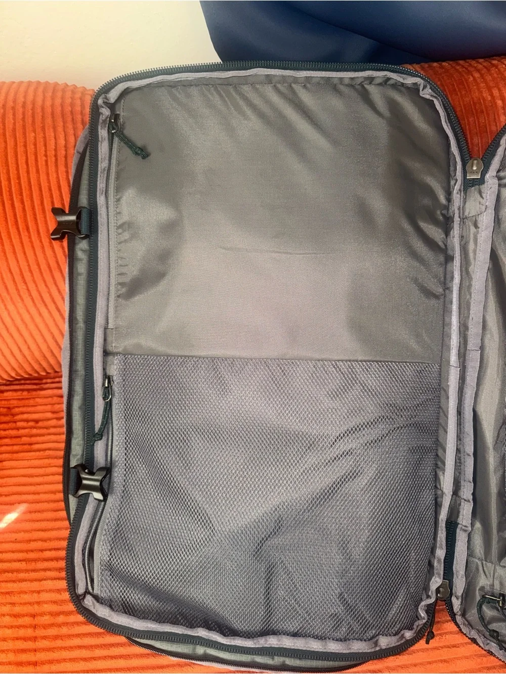 Patagonia Black Hole MLC Convertible BackPack 45L NWOT - Picture 6 of 10